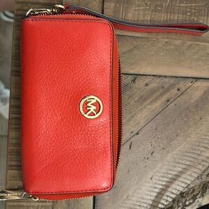 Micheal Kors Orange wristlet wallet